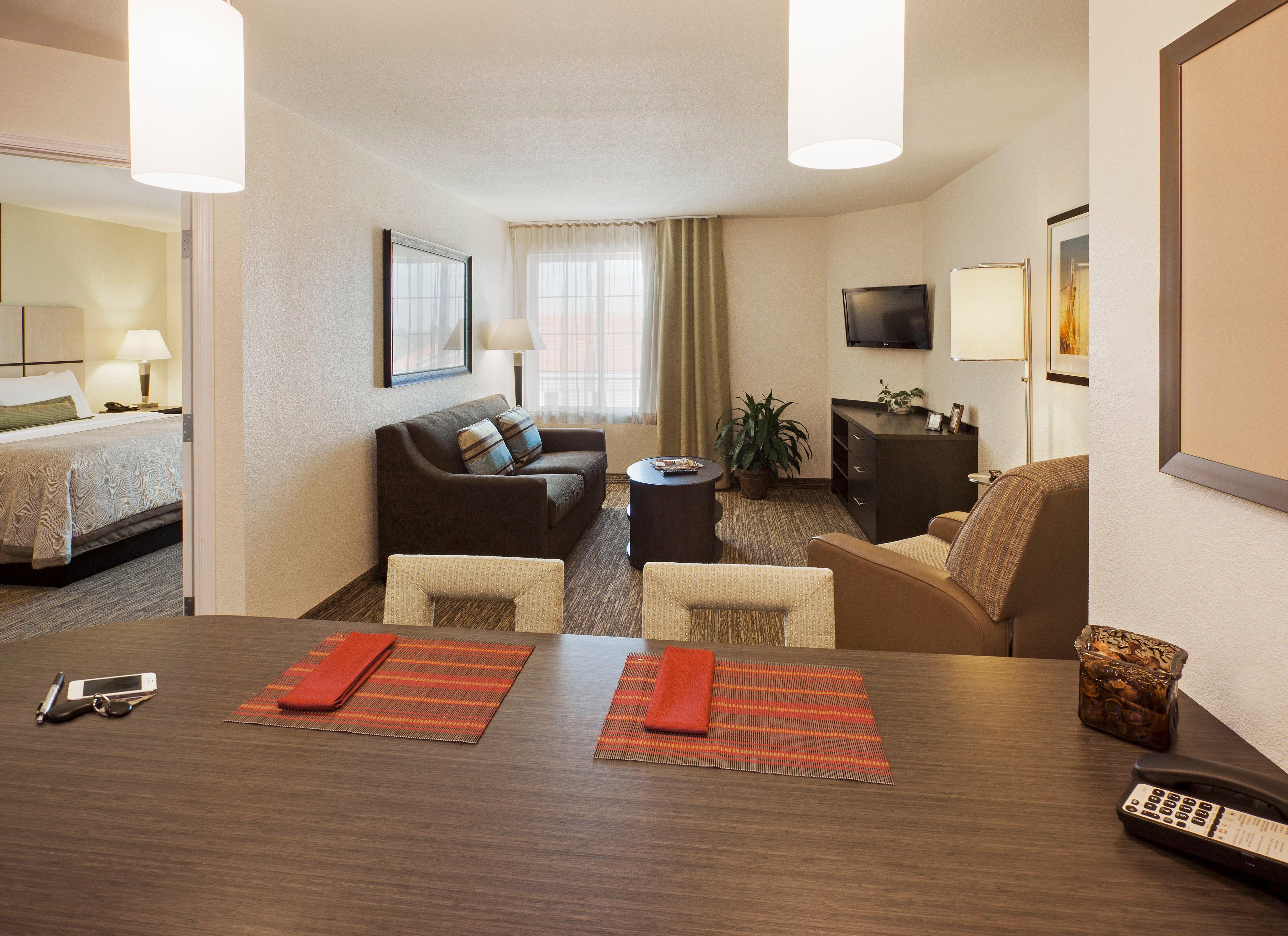 Candlewood Suites Kenedy By Ihg Exterior photo