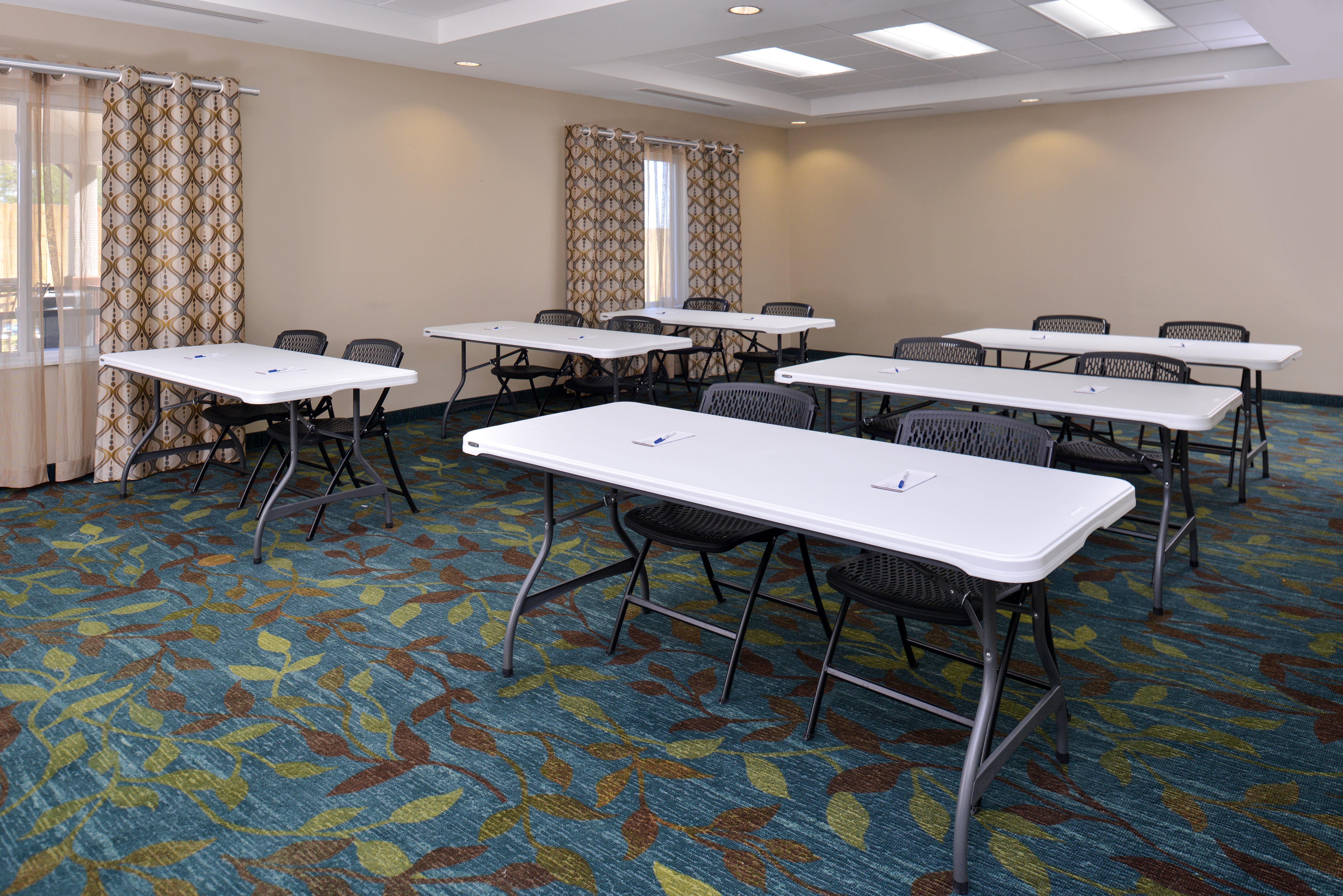 Candlewood Suites Kenedy By Ihg Exterior photo